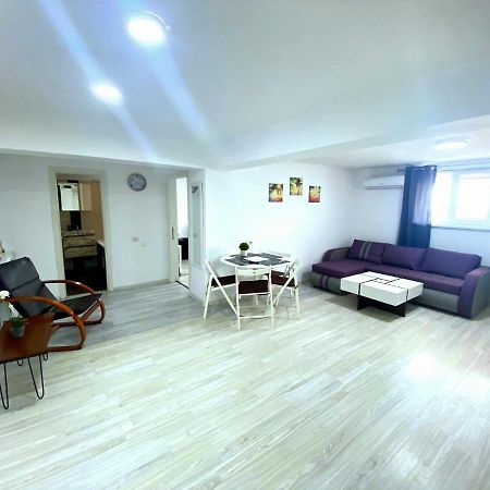 "Near Vega" Apartment Mamaja Zewnętrze zdjęcie